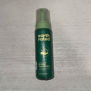 Earth rated no rinse dog shampoo